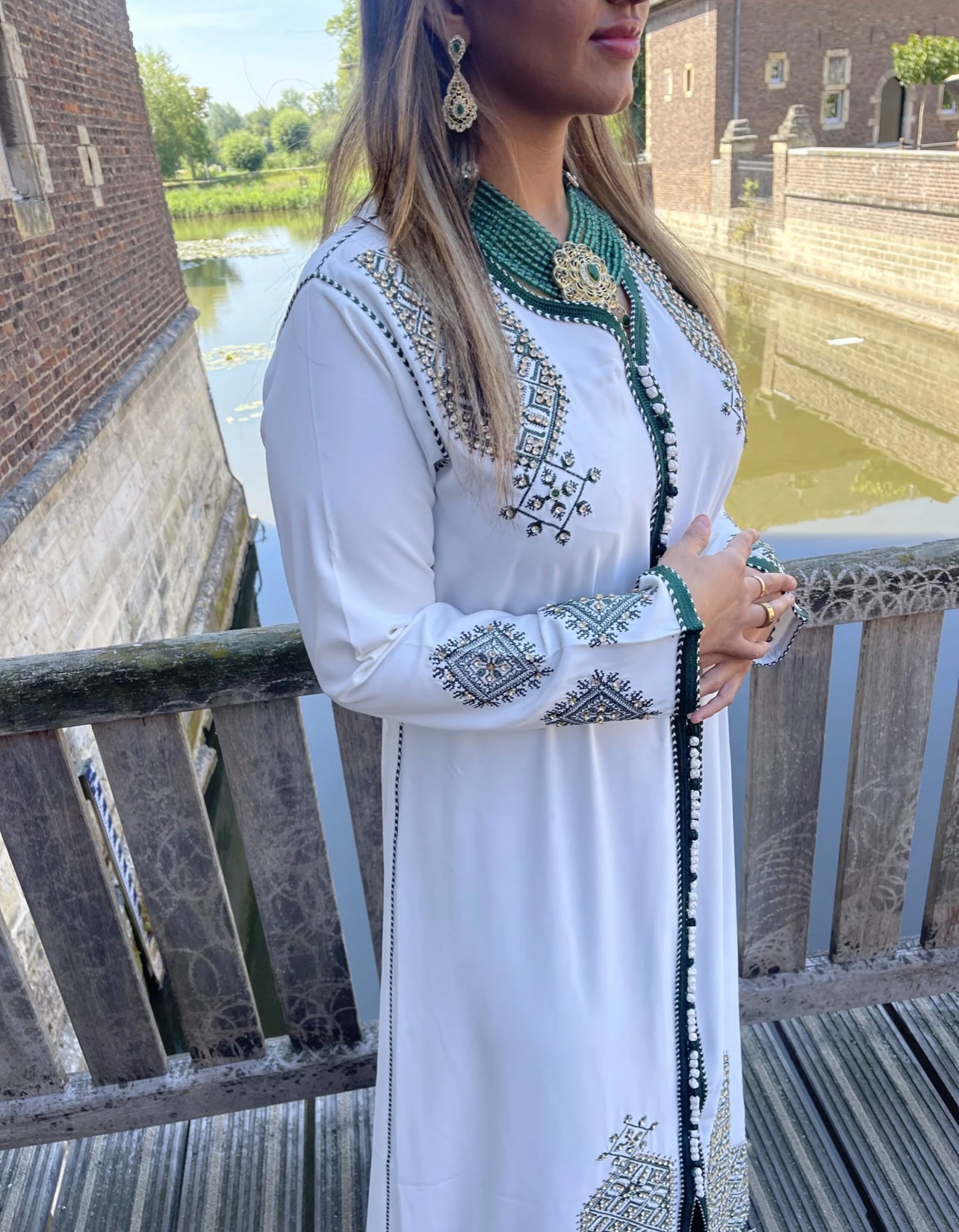 Takshita/Kaftan Te huur